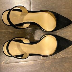 Ann Taylor Black Swing Back Heels